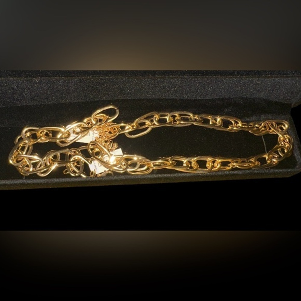 14k Gold Filled double link necklace also Bracelet set. I can separate stamped